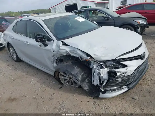 4T1R11AK9RU249263 2024 TOYOTA CAMRY - Image 1