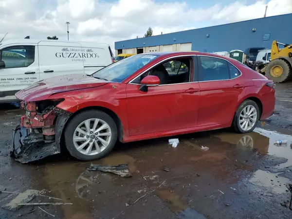 4T1R11AK9RU257833 2024 TOYOTA CAMRY - Image 1