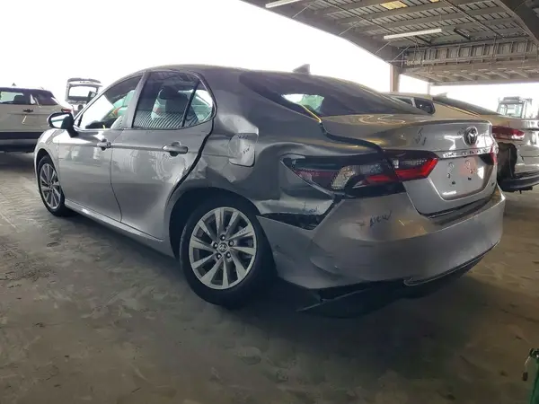 4T1R11AK9RU877517 2024 TOYOTA CAMRY - Image 2