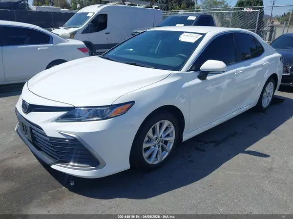 4T1R11AK9RU885231 2024 TOYOTA CAMRY - Image 2
