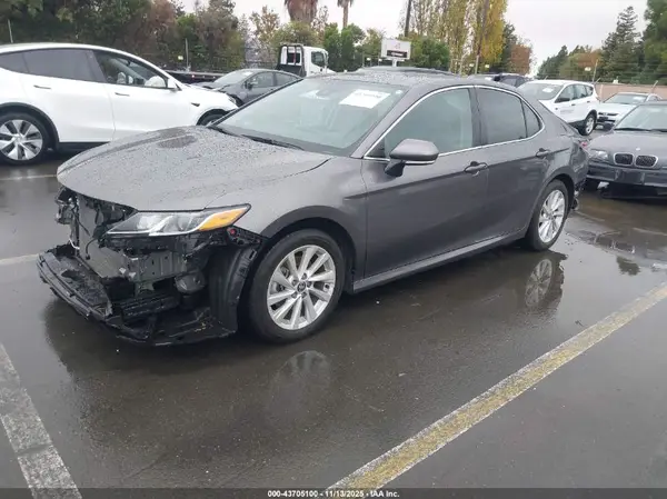 4T1R11AK9RU918745 2024 TOYOTA CAMRY - Image 2
