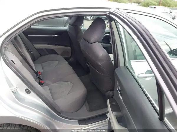 4T1R11AKXMU433104 2021 TOYOTA CAMRY - Image 8