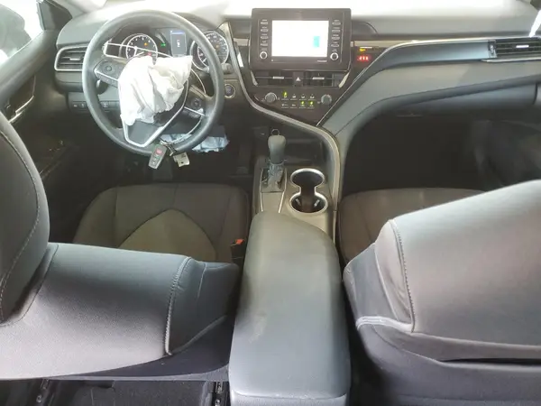 4T1R11AKXMU487132 2021 TOYOTA CAMRY - Image 8