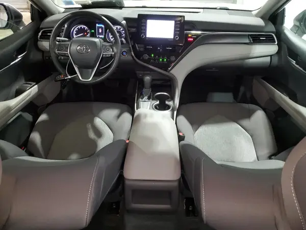 4T1R11AKXMU607673 2021 TOYOTA CAMRY - Image 8