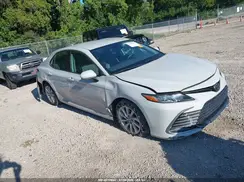 4T1R11AKXNU054203 2022 TOYOTA CAMRY