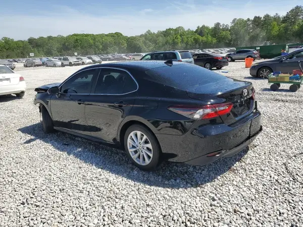 4T1R11AKXNU068571 2022 TOYOTA CAMRY - Image 2