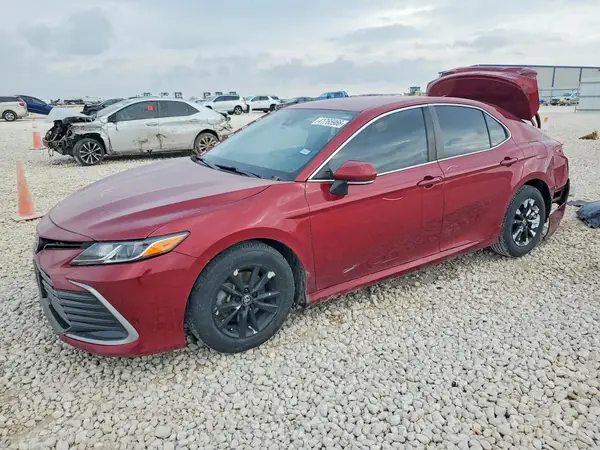 4T1R11AKXNU627732 2022 TOYOTA CAMRY - Image 1