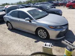 4T1R11AKXNU704373 2022 TOYOTA CAMRY