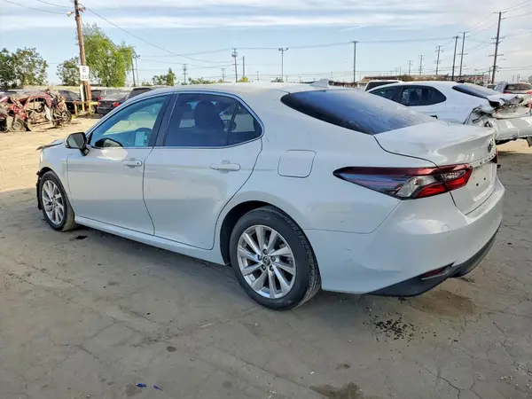 4T1R11AKXPU131736 2023 TOYOTA CAMRY - Image 2