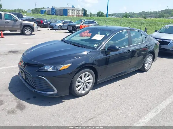 4T1R11AKXPU178197 2023 TOYOTA CAMRY - Image 2