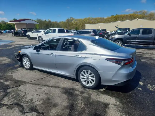 4T1R11AKXPU816741 2023 TOYOTA CAMRY - Image 2