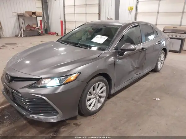 4T1R11AKXRU260871 2024 TOYOTA CAMRY - Image 2