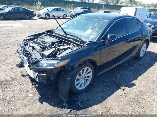 4T1R11AKXRU897663 2024 TOYOTA CAMRY - Image 2