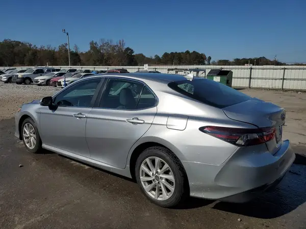4T1R11AKXRU913778 2024 TOYOTA CAMRY - Image 2