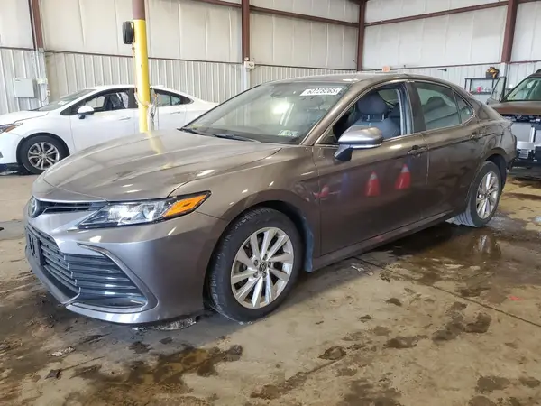 4T1R11BK0MU022230 2021 TOYOTA CAMRY - Image 1