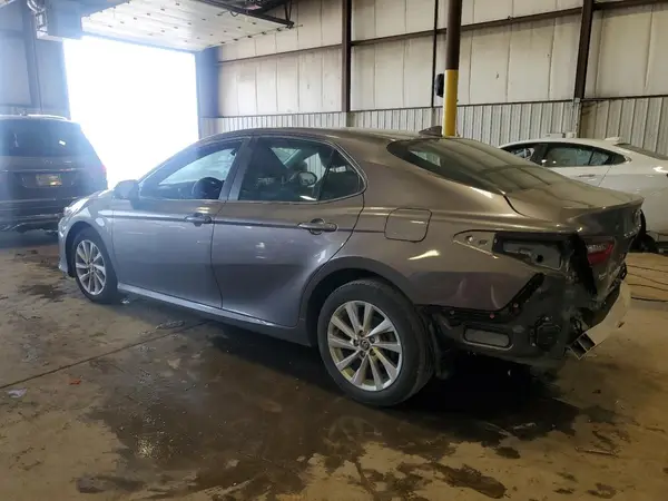 4T1R11BK0MU022230 2021 TOYOTA CAMRY - Image 2