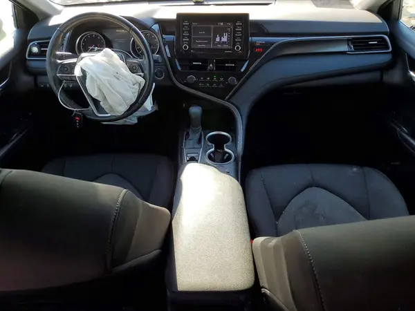 4T1R11BK1MU025945 2021 TOYOTA CAMRY - Image 8
