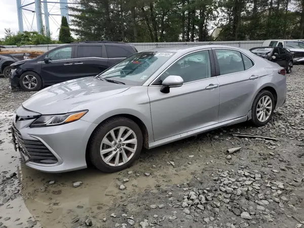 4T1R11BK3MU024621 2021 TOYOTA CAMRY - Image 1