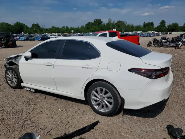 4T1R11BK4MU035479 2021 TOYOTA CAMRY - Image 2