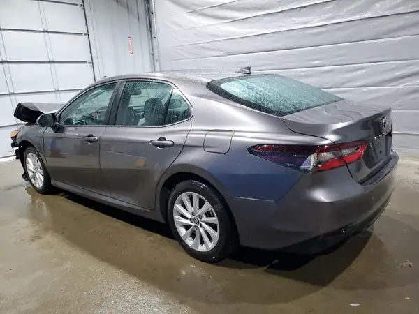 4T1R11BK6RU118323 2024 TOYOTA CAMRY - Image 2