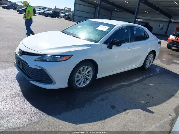4T1R11BK6RU118841 2024 TOYOTA CAMRY - Image 2