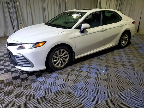 4T1R11BK7MU027859 2021 TOYOTA CAMRY - Image 1
