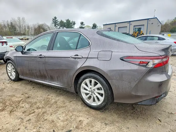 4T1R11BK7PU101513 2023 TOYOTA CAMRY - Image 2
