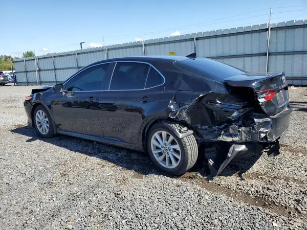 4T1R11BK8NU069183 2022 TOYOTA CAMRY - Image 2