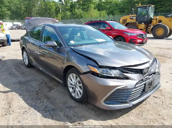 4T1R11BK9RU112810 2024 TOYOTA CAMRY - Image 1