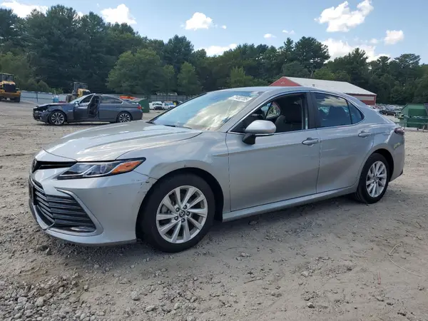 4T1R11BK9RU114279 2024 TOYOTA CAMRY - Image 1