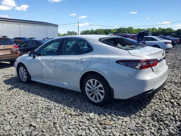 4T1R11BKXPU079765 2023 TOYOTA CAMRY - Image 2