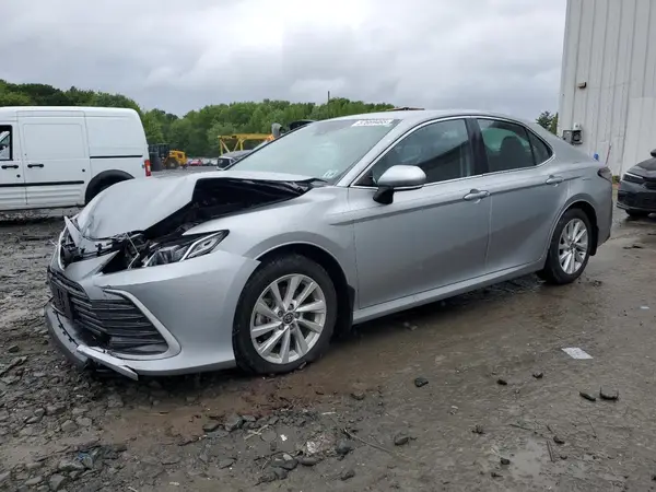 4T1R11BKXPU096050 2023 TOYOTA CAMRY - Image 1