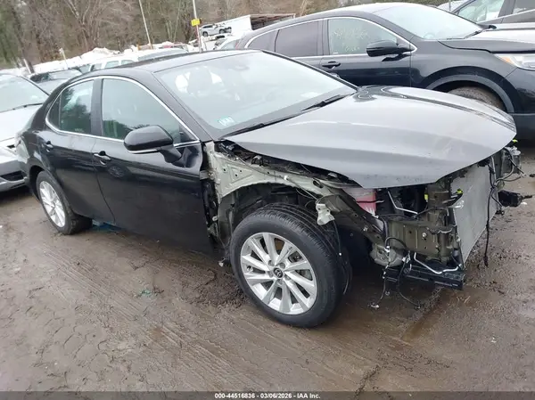 4T1R11BKXRU114372 2024 TOYOTA CAMRY - Image 1