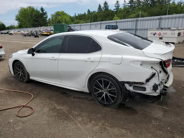 4T1S11AK0NU642760 2022 TOYOTA CAMRY - Image 2