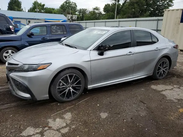 4T1S11AK0NU715738 2022 TOYOTA CAMRY - Image 1