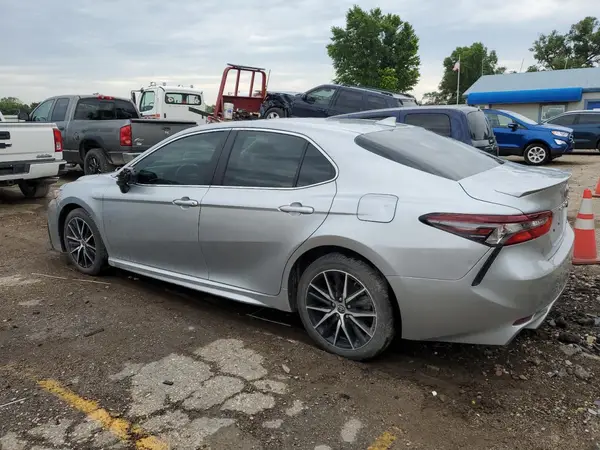 4T1S11AK0NU715738 2022 TOYOTA CAMRY - Image 2