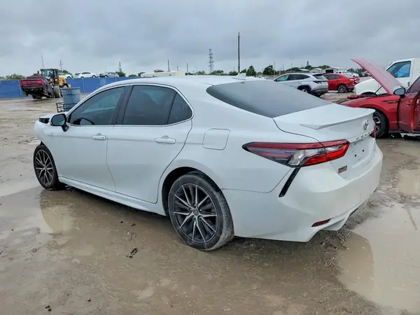 4T1S11AK0RU238329 2024 TOYOTA CAMRY - Image 2