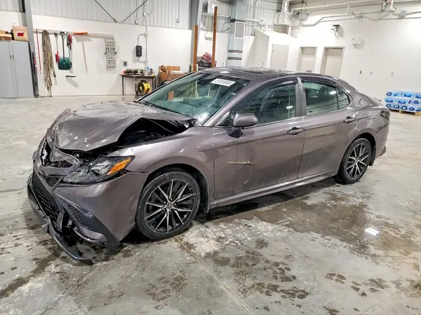 4T1S11AK1MU605375 2021 TOYOTA CAMRY - Image 1