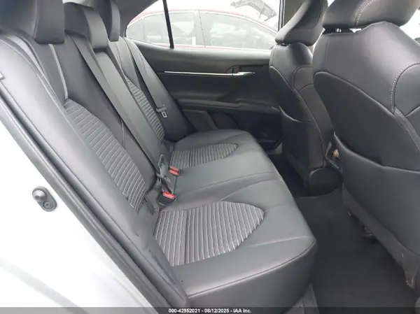 4T1S11AK1NU047237 2022 TOYOTA CAMRY - Image 8
