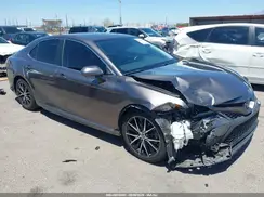 4T1S11AK1NU657185 2022 TOYOTA CAMRY