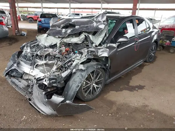 4T1S11AK2PU739543 2023 TOYOTA CAMRY - Image 2
