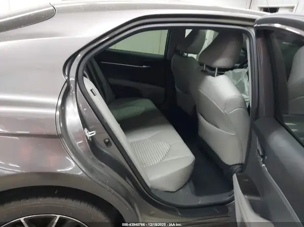 4T1S11AK2PU821076 2023 TOYOTA CAMRY - Image 8