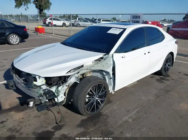 4T1S11AK2RU243483 2024 TOYOTA CAMRY - Image 2