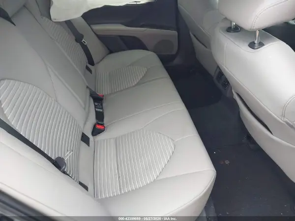 4T1S11AK3NU666177 2022 TOYOTA CAMRY - Image 8
