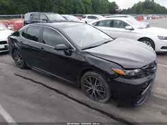4T1S11AK3NU685036 2022 TOYOTA CAMRY