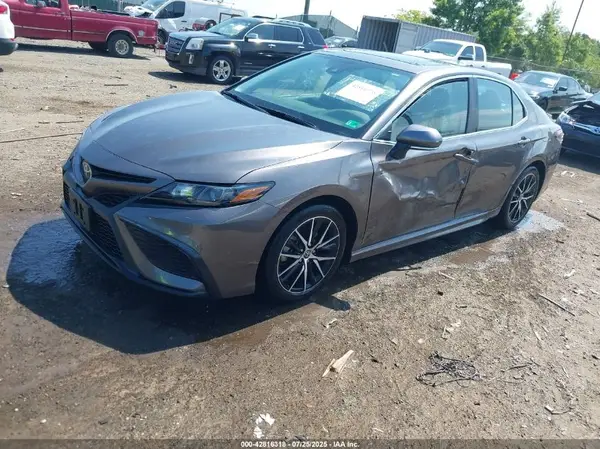 4T1S11AK3PU146208 2023 TOYOTA CAMRY - Image 2