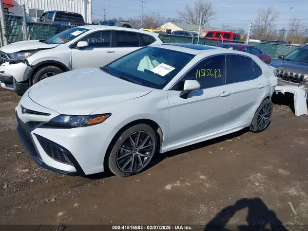 4T1S11AK3RU212047 2024 TOYOTA CAMRY - Image 2