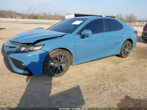 4T1S11AK3RU216633 2024 TOYOTA CAMRY - Image 2