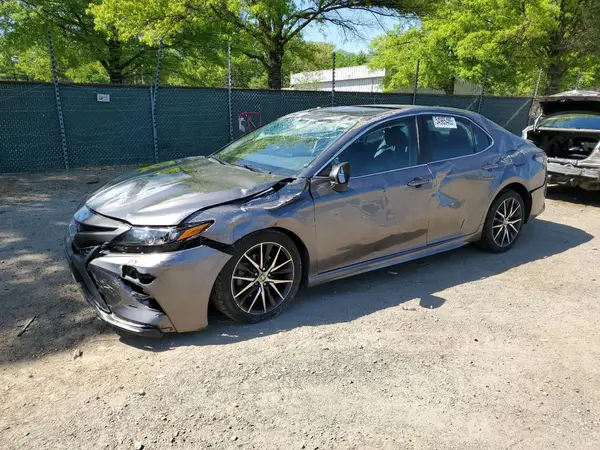 4T1S11AK5MU553247 2021 TOYOTA CAMRY - Image 1