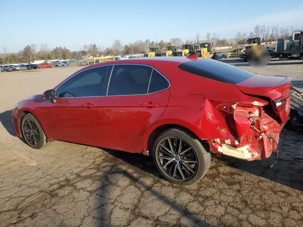 4T1S11AK5NU031347 2022 TOYOTA CAMRY - Image 2